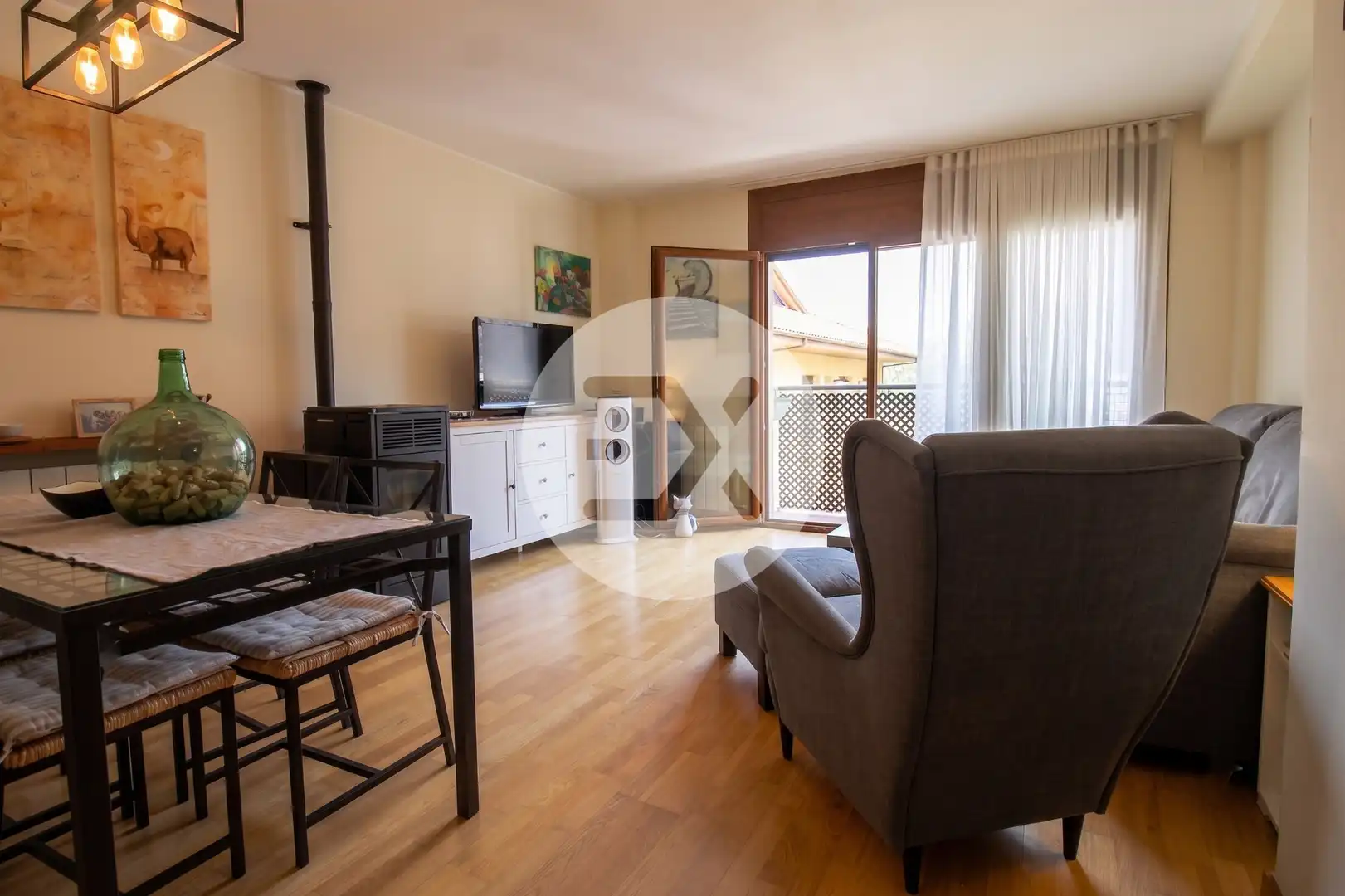 Sala d'estar de Dúplex en venda en Sant Pau de Segúries amb Parquet, Traster i Balcó