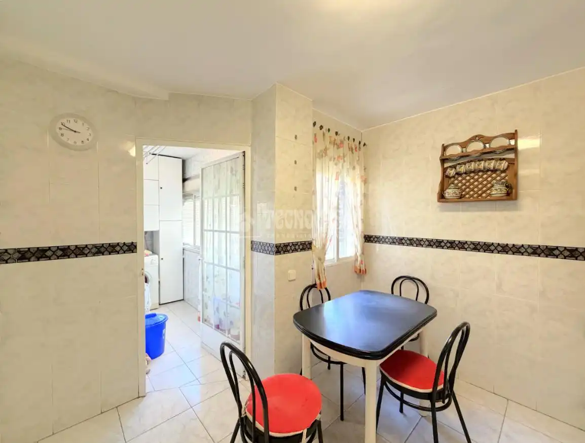 Cocina de Piso en venta en Madrid con Calefacción, Piscina y Piscina comunitaria