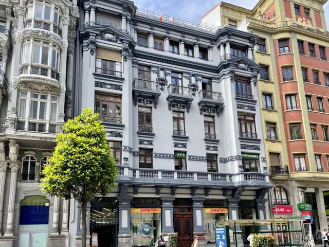 Oficina en Alquiler en Salesas - Foncalada - Campoamor