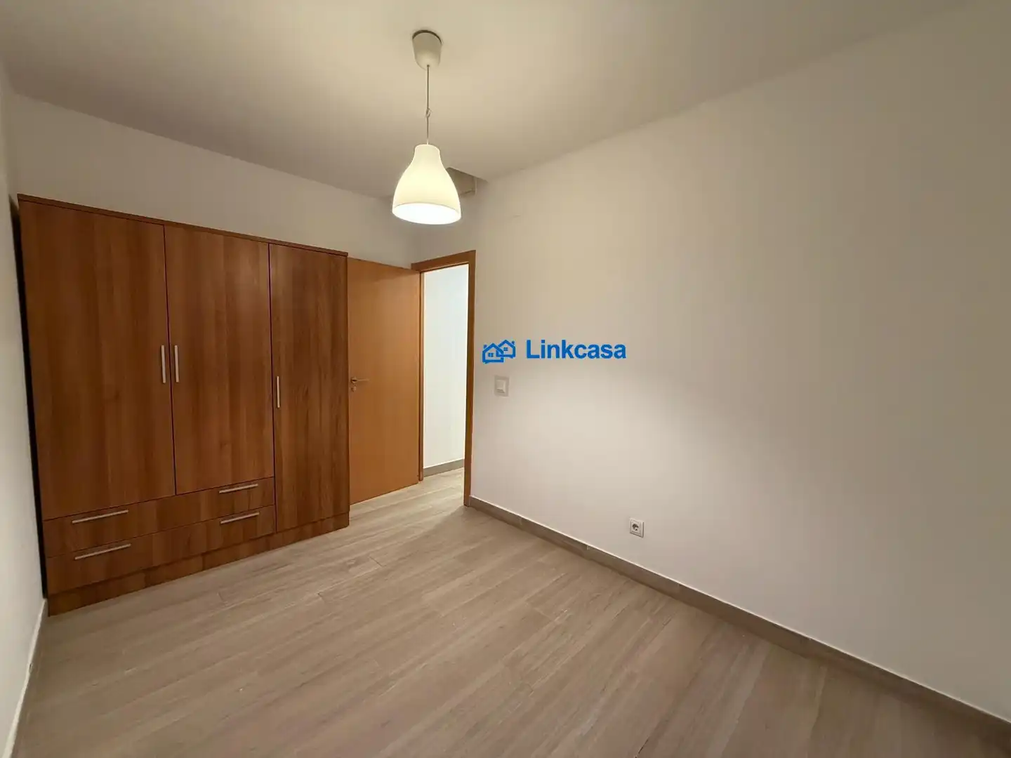 Flat for sale in Madrid  with Air Conditioner and Heating