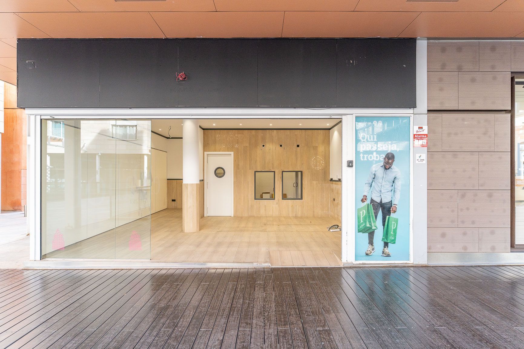 Local de lloguer a  CALLE RAVAL DEL PALLOL, 1, Centre