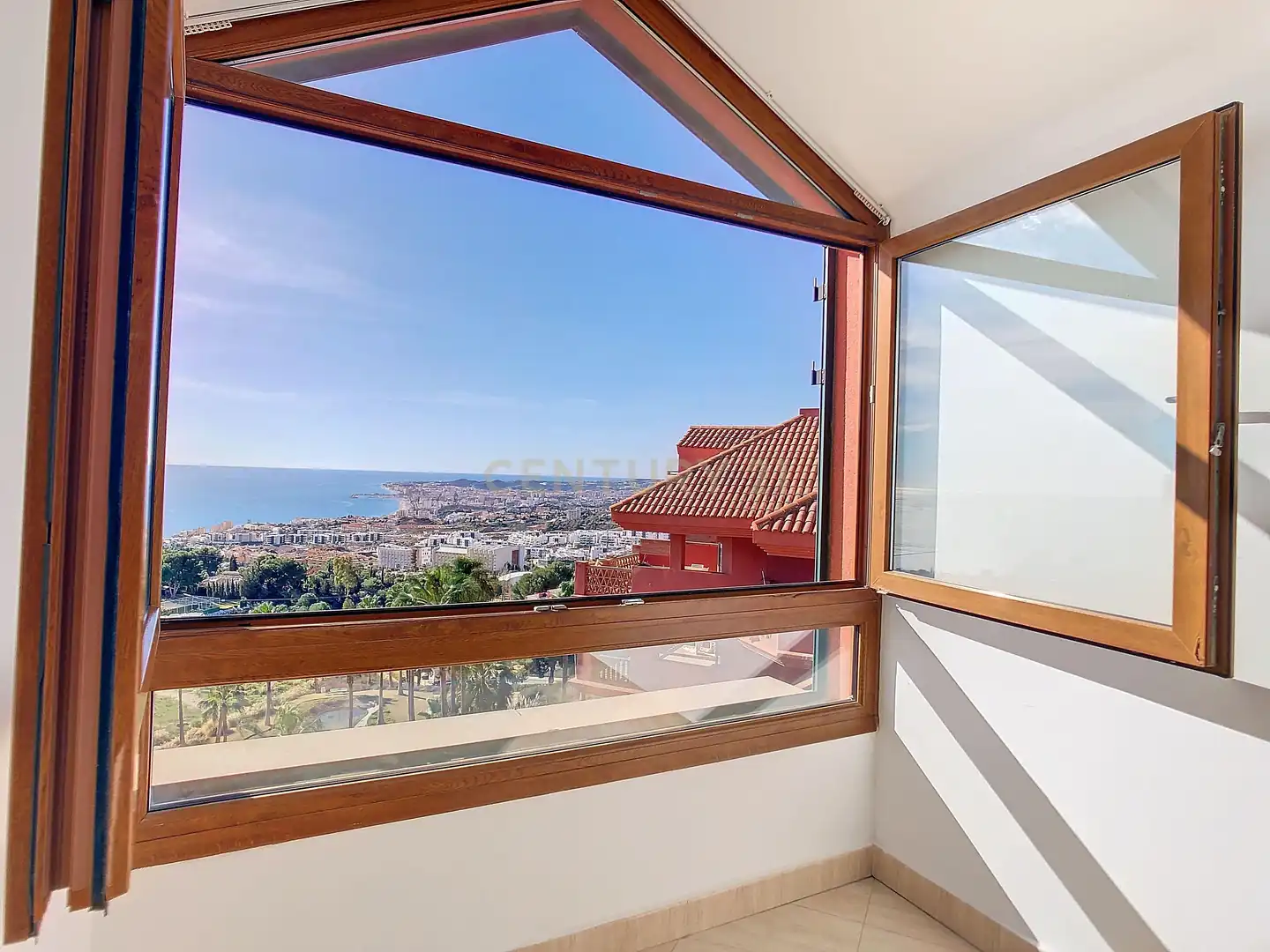 Exterior view of Apartments for sale in Benalmádena  with Air Conditioner, Private garden and Storage room