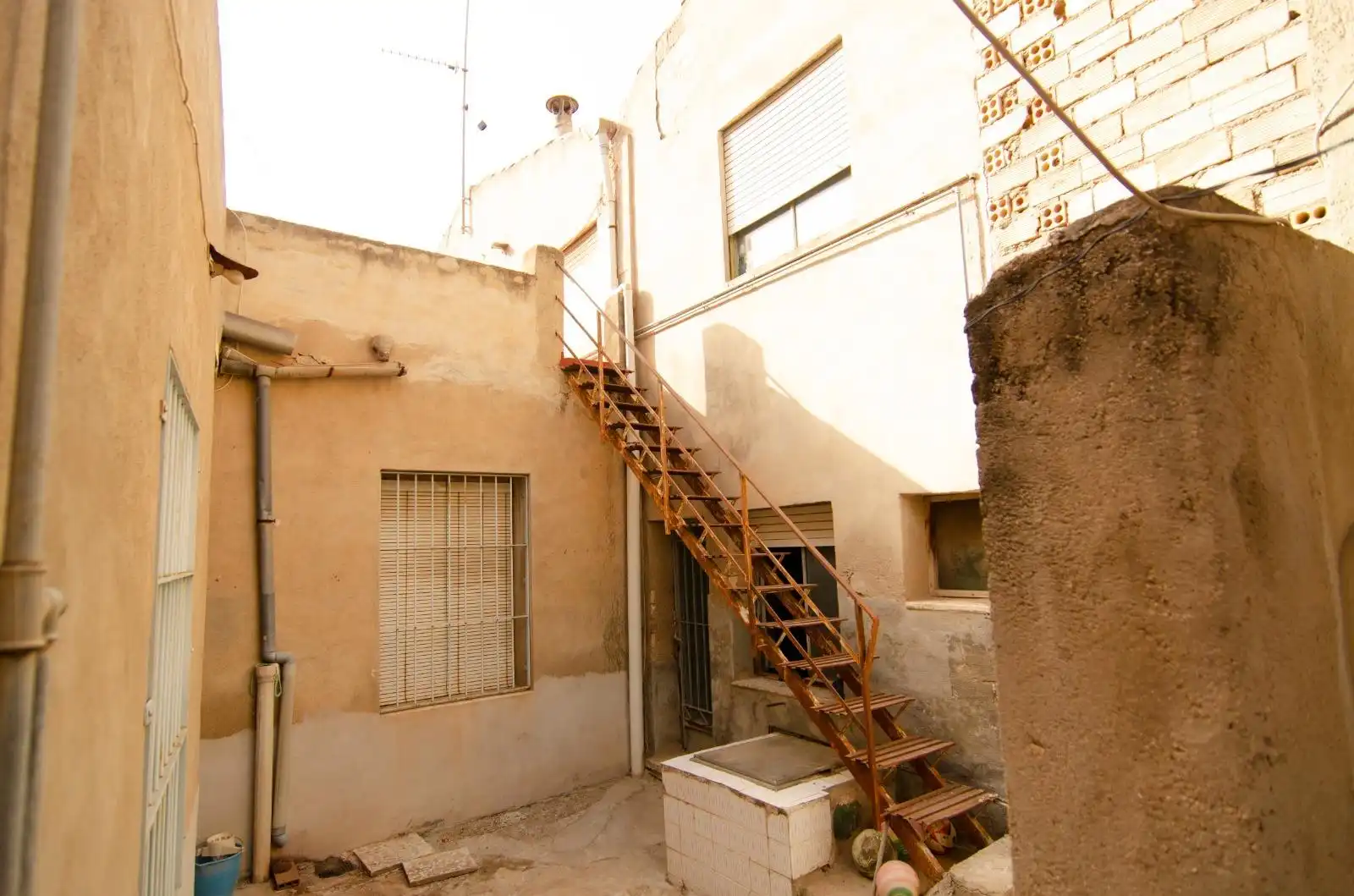 Vista exterior de Casa o chalet en venta en Murcia con Terraza, Balcón y Alarma