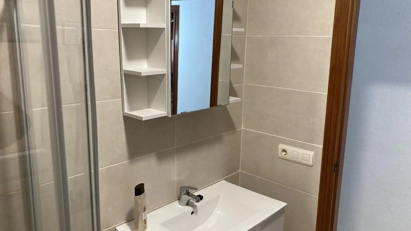 Baño de Piso de alquiler en Garrucha con Terraza