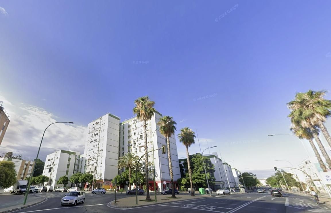 Vista exterior de Pis en venda en  Sevilla Capital