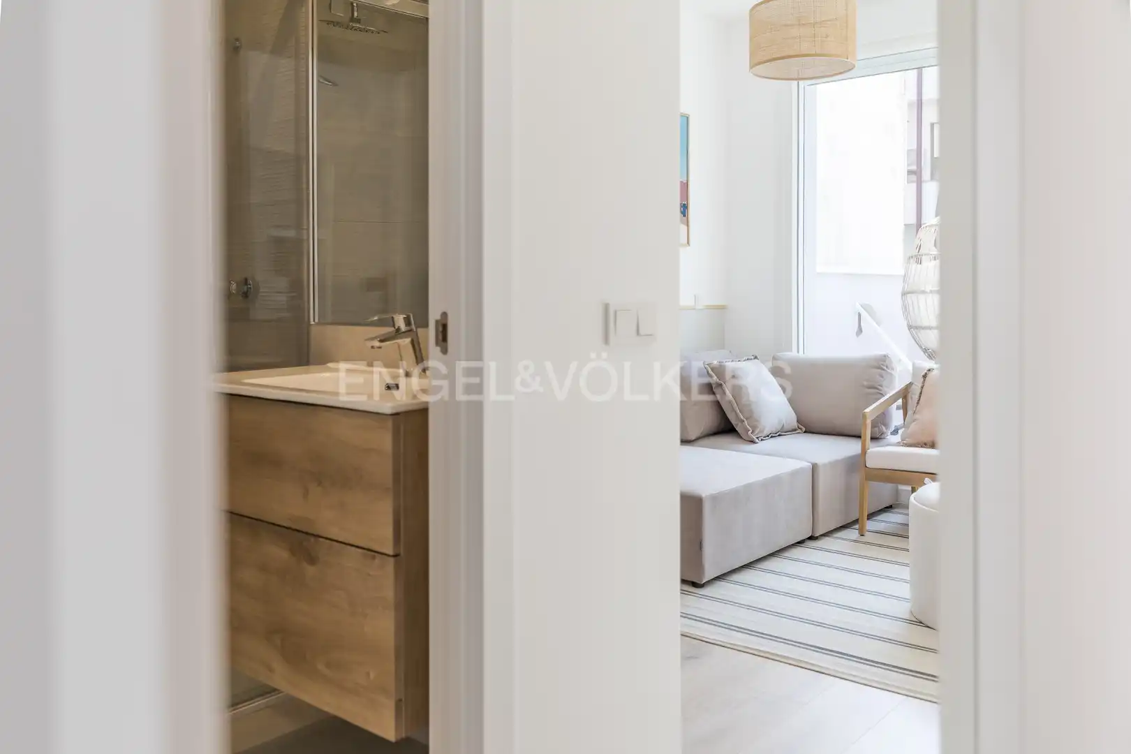 Schlafzimmer von Wohnungen zur Miete in Madrid mit Klimaanlage, Heizung und Terrasse