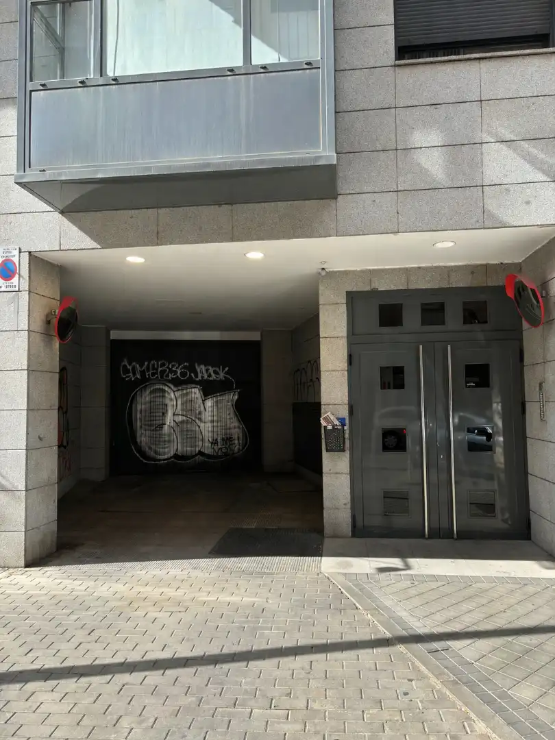 Garage for rent in Madrid