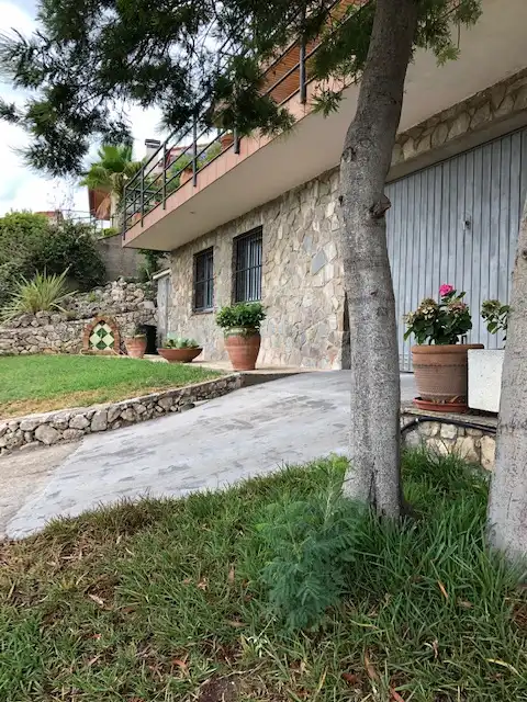 Vista exterior de Casa o xalet en venda en La Palma de Cervelló amb Aire condicionat, Calefacció i Jardí privat