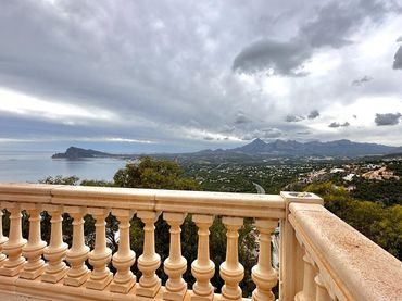 Villa mit Pool zum Verkauf in Altea Hills