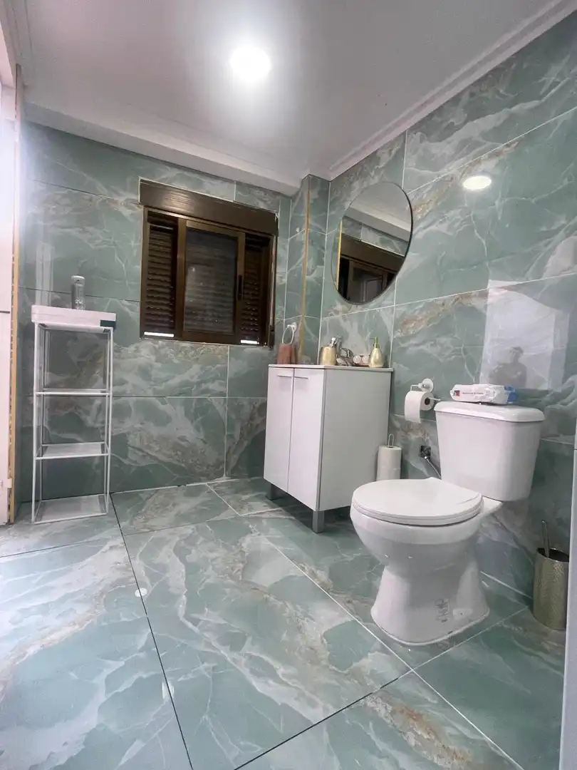 Bathroom of Houses for sale in Alzira  with Air Conditioner, Terrace and Furnished
