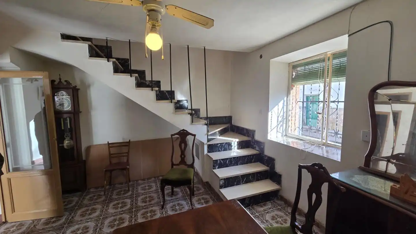 Casa o xalet en venda en Puebla de Almenara amb Moblat
