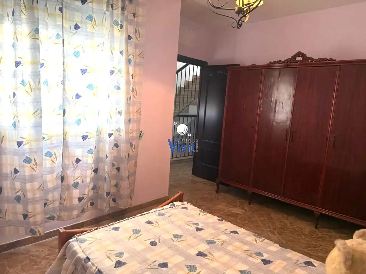 Habitación de Casa adosada en venta en Alcalá de Guadaira
