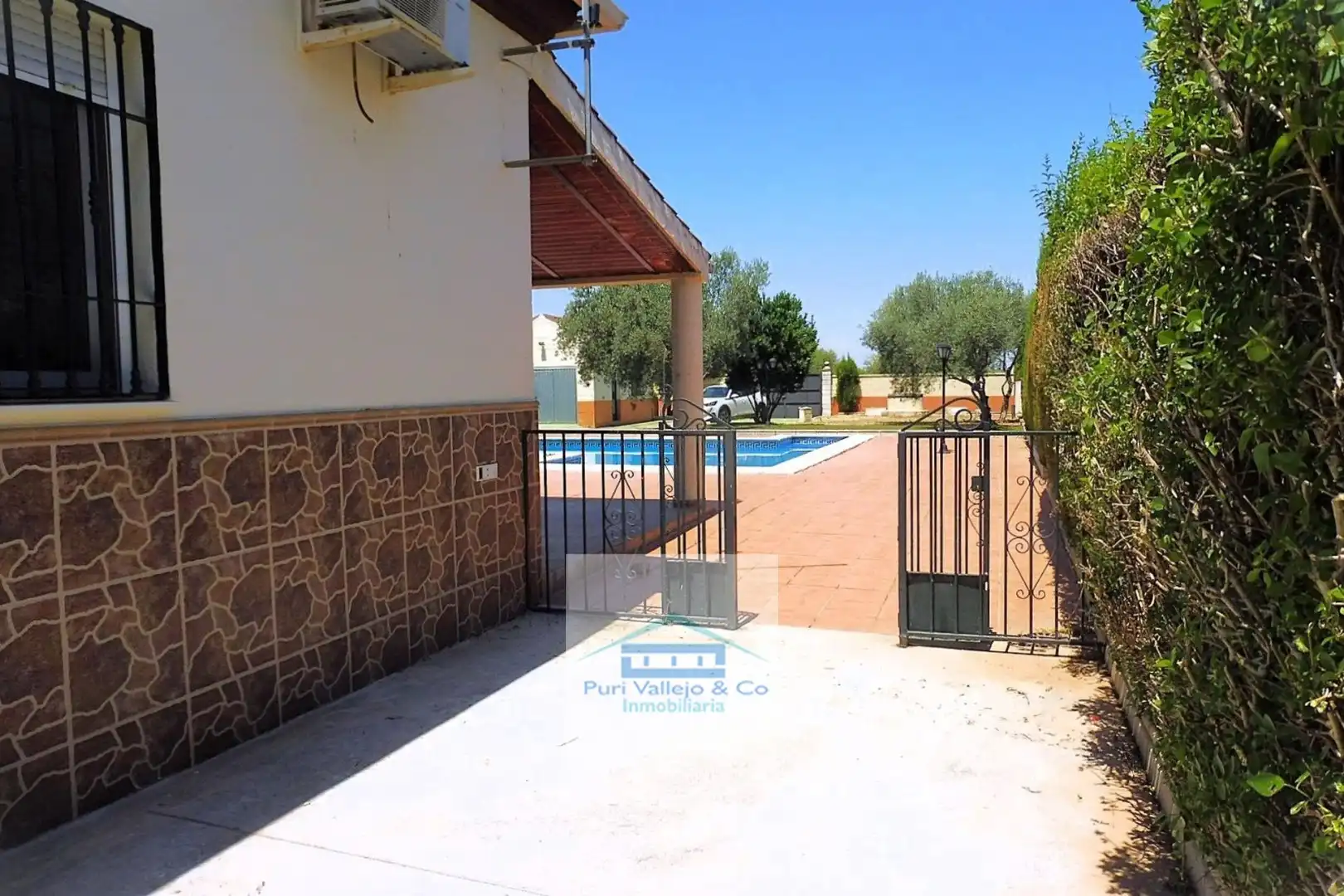 Villa mit Pool zum Verkauf in La Carlota, imagen 22