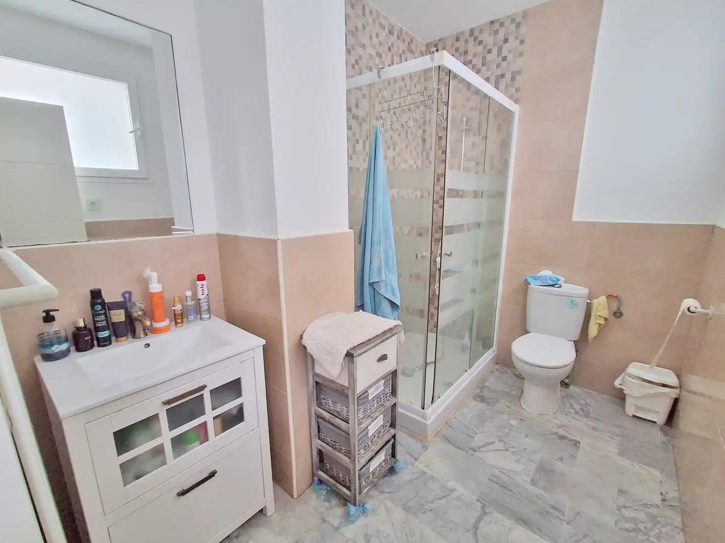 Bathroom of Study for sale in Estepona  with Air Conditioner, Terrace and Swimming Pool