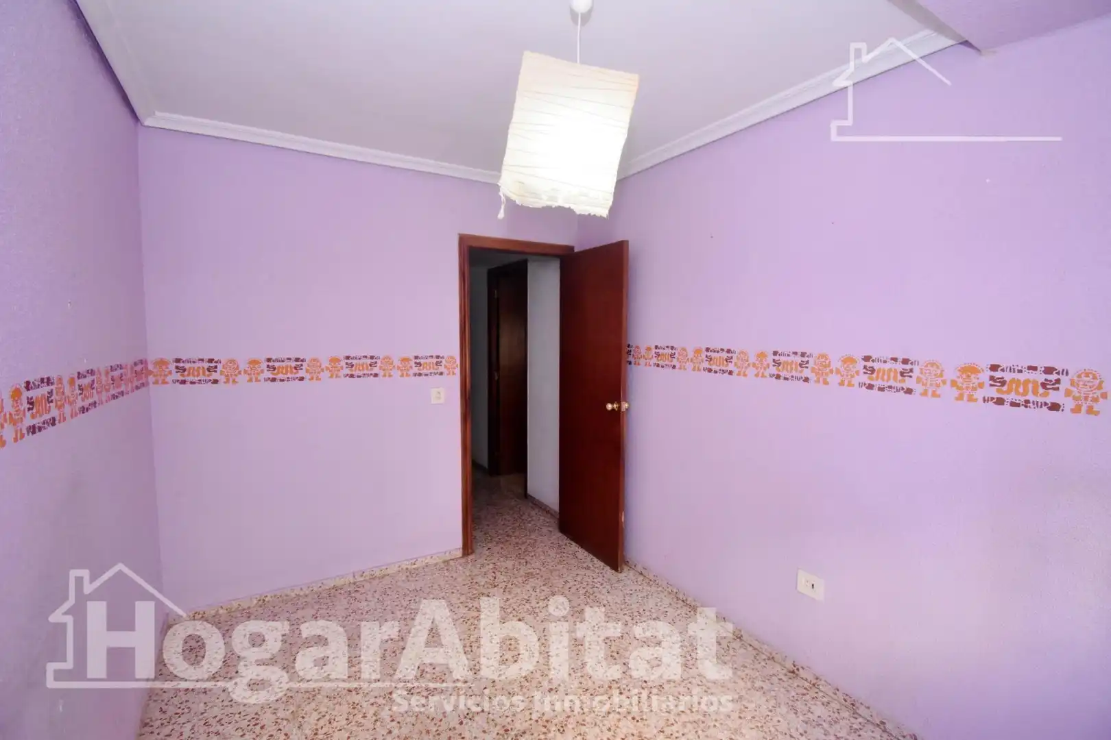 Habitación de Piso en venta en Castellón de la Plana / Castelló de la Plana con Trastero y Balcón