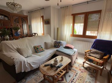 Casa pareada con balcón en venta en Haygon - Universidad