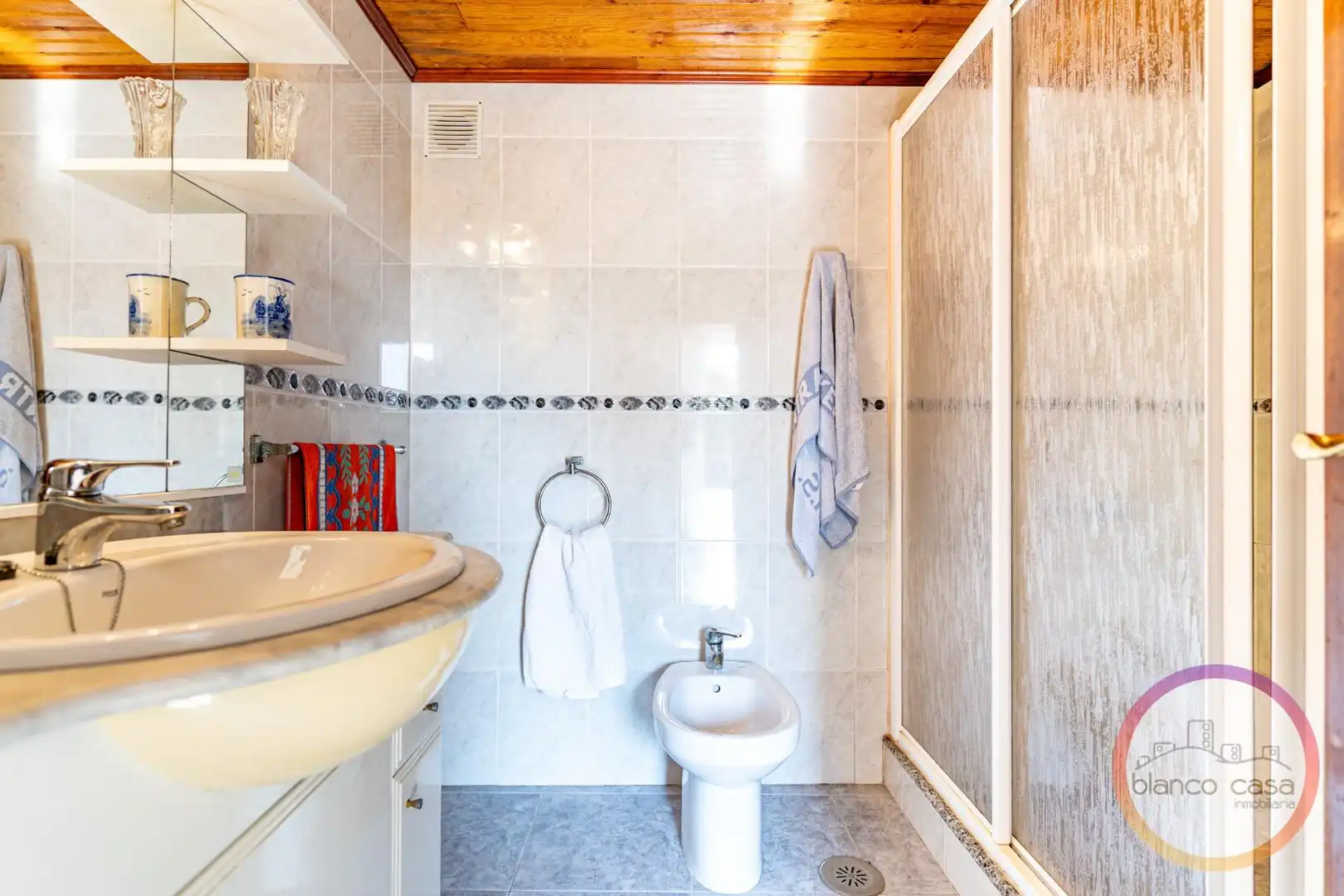 Baño de Casa o chalet en venta en Santa Comba con Trastero