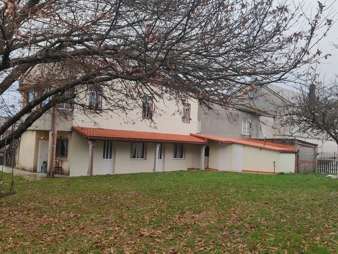 Vista exterior de Casa o chalet en venta en Sobrado (A Coruña) con Balcón