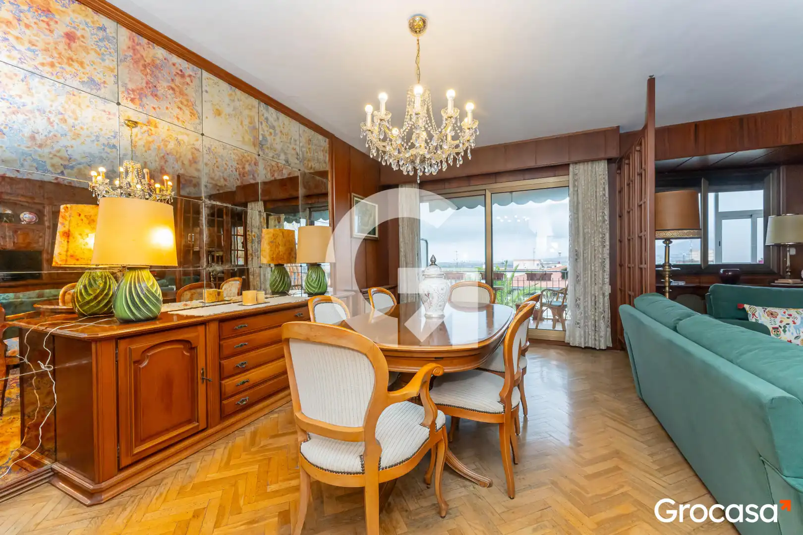 Comedor de Piso en venta en Cornellà de Llobregat con Aire acondicionado, Calefacción y Terraza