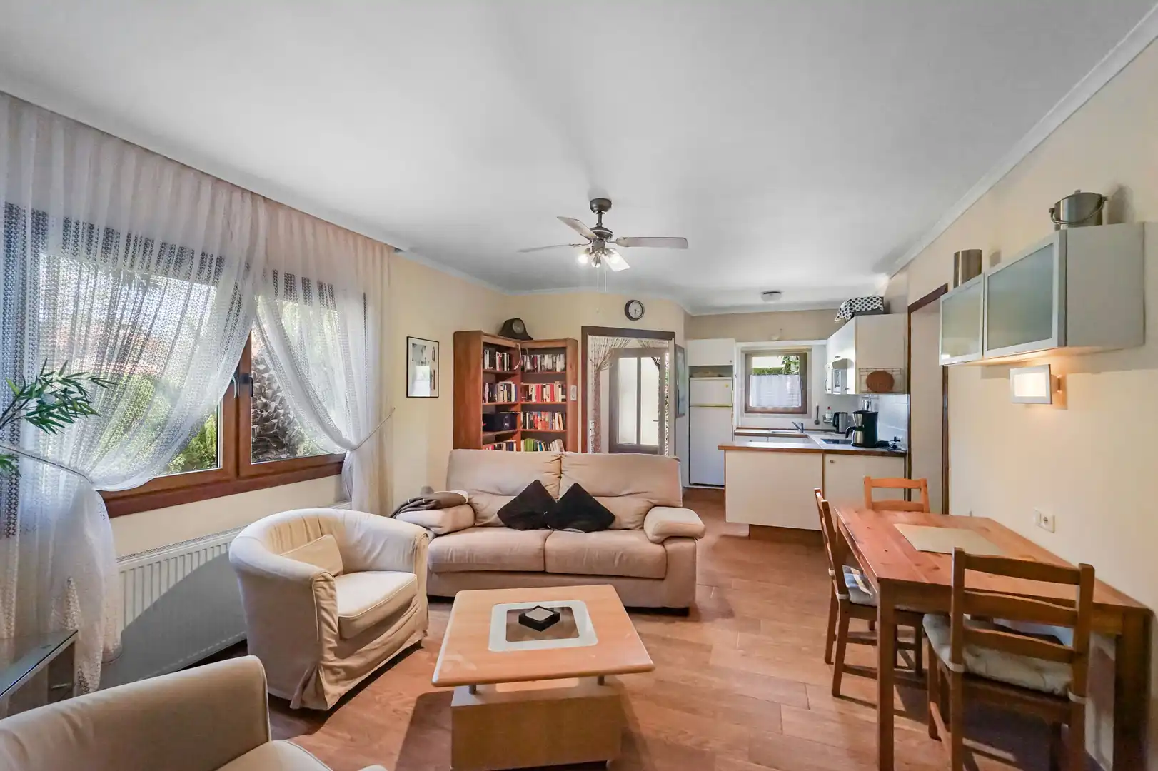 Living room of Houses for sale in Manacor  with Air Conditioner, Heating and Storage room