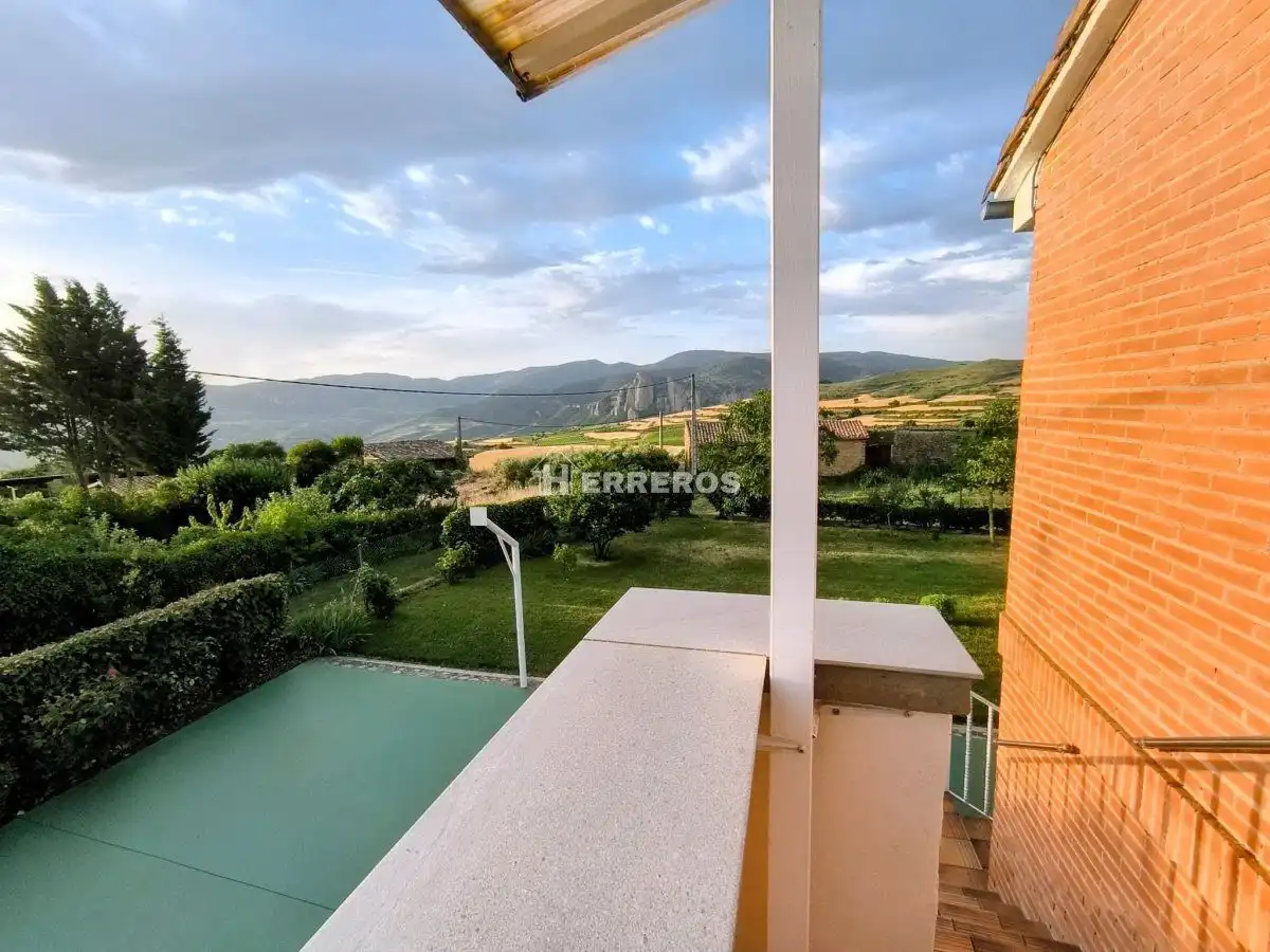 Chalet con jardín en venta en revilla, imagen 25