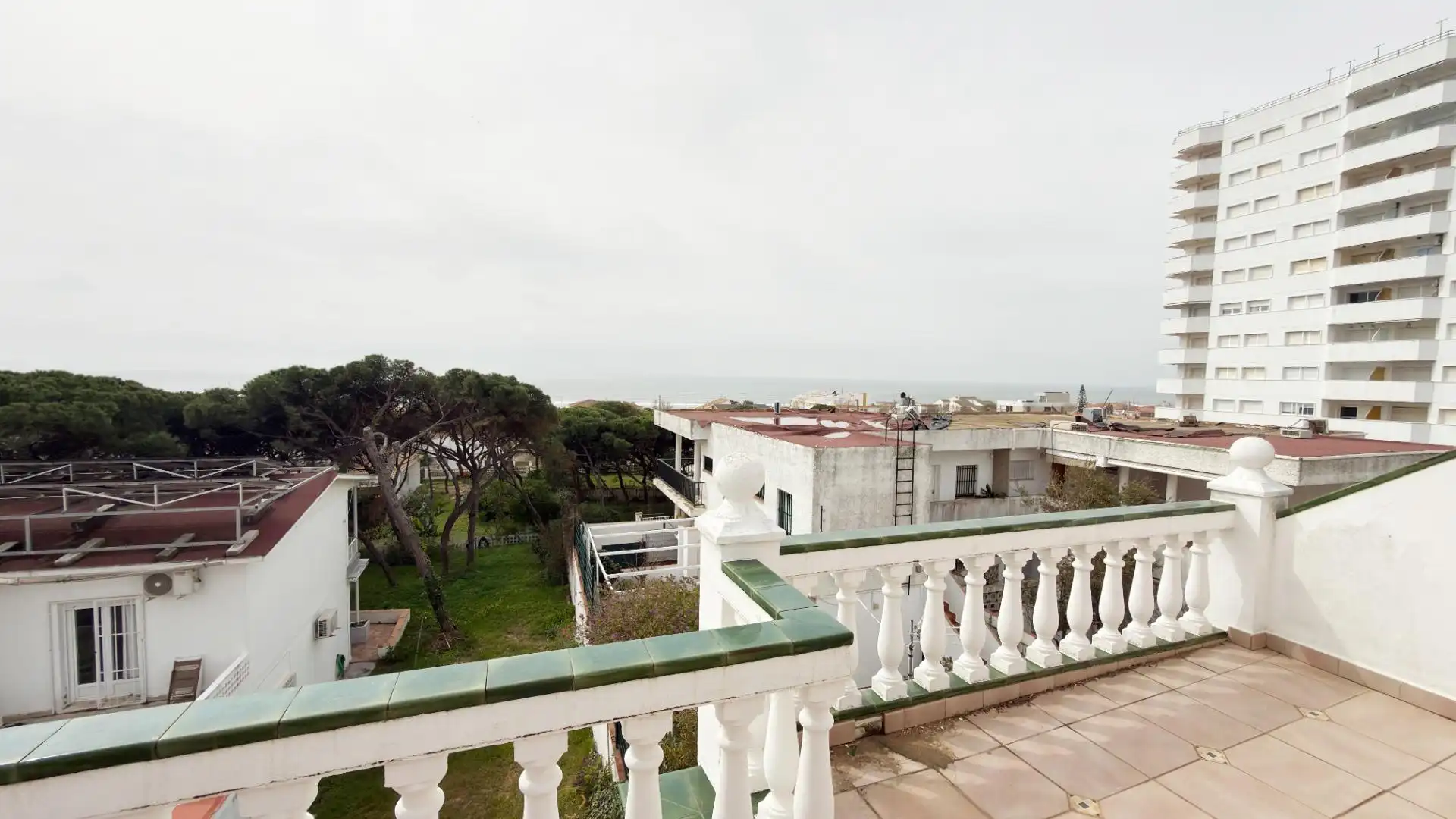 Jardín de Casa adosada de alquiler en Punta Umbría con Terraza y Piscina comunitaria
