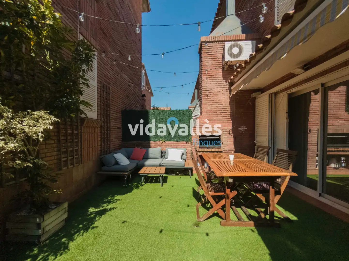 Terraza de Casa adosada en venta en Premià de Mar con Aire acondicionado, Calefacción y Jardín privado