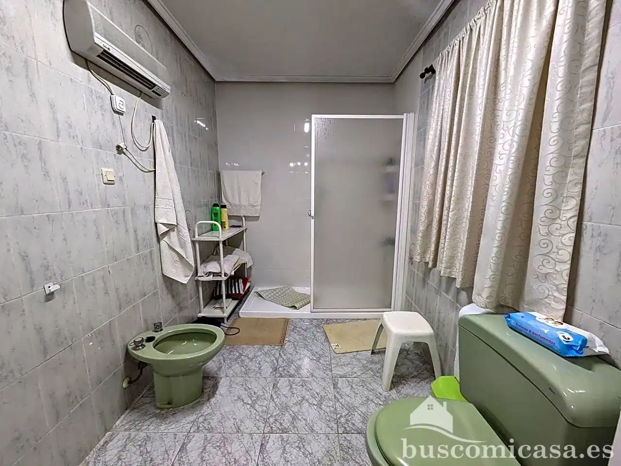 Baño de Casa o chalet en venta en Linares con Aire acondicionado, Terraza y Trastero