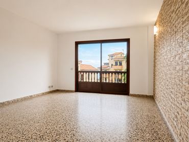 Appartement compact avec balcon à vendre à Carretera Provincial 131