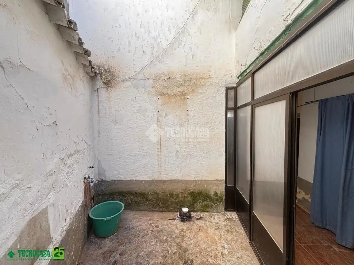 Casa adosada en venta en Membrilla