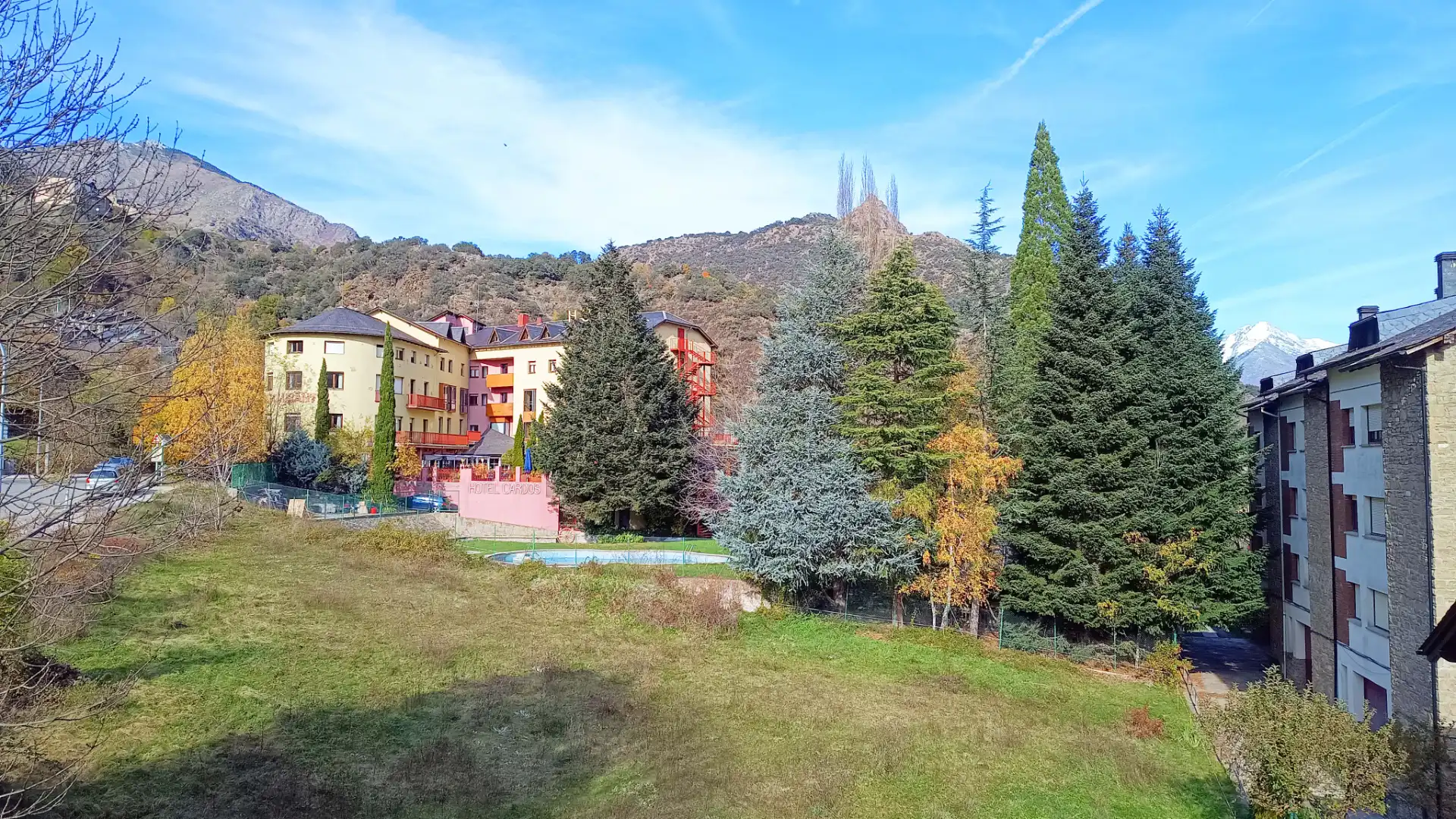 Vista exterior de Casa o xalet en venda en Vall de Cardós amb Jardí privat