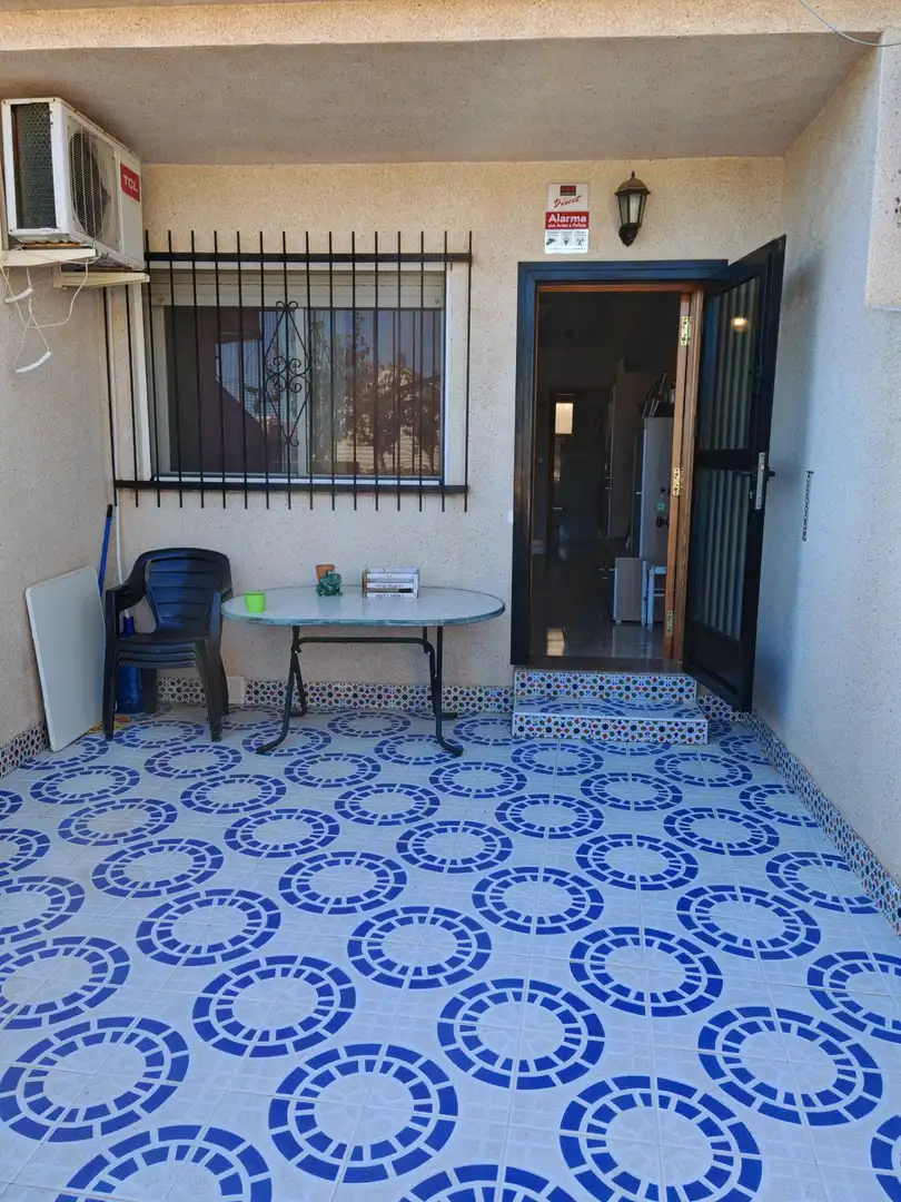 Casa adosada en venda a Los Narejos - Punta Calera