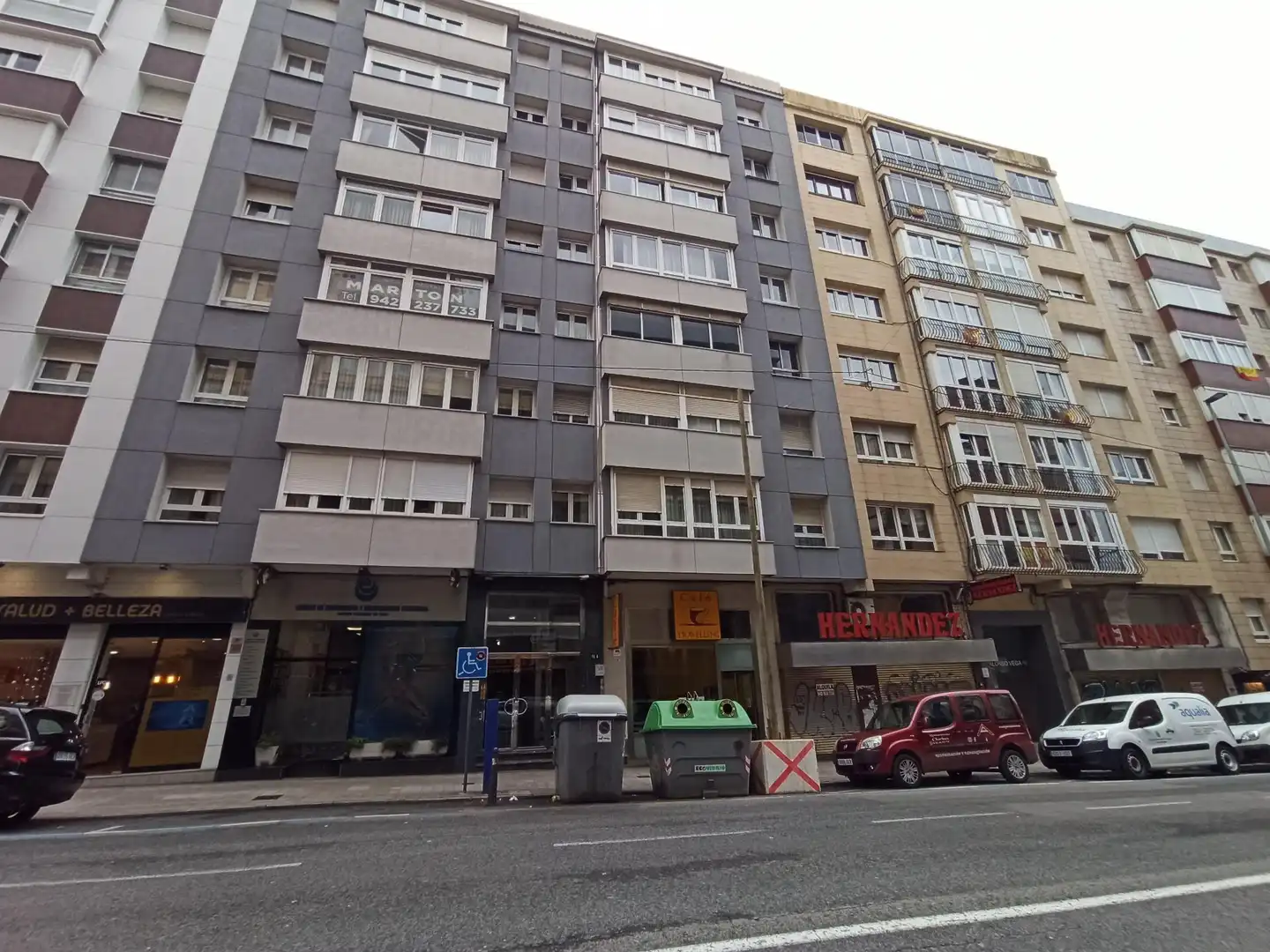 Appartamento con ascensore in vendita a Calle de Camilo Alonso Vega