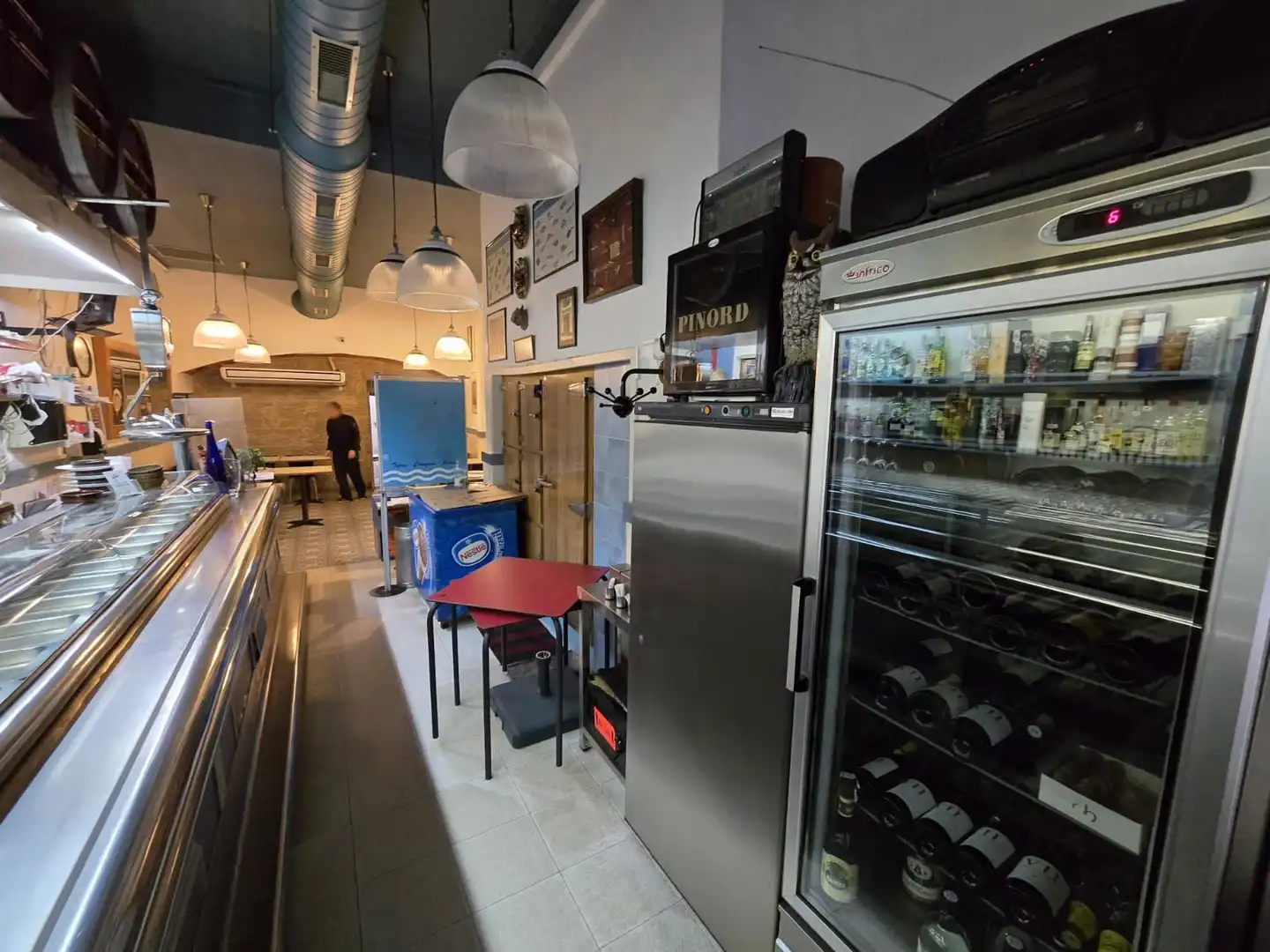 Business premises for transfer in Sants - Montjuïc, imagen 7