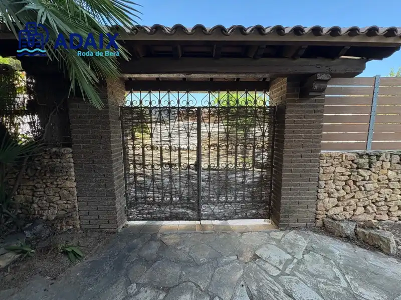 Jardín de Casa o chalet en venta en Roda de Berà con Terraza, Trastero y Piscina