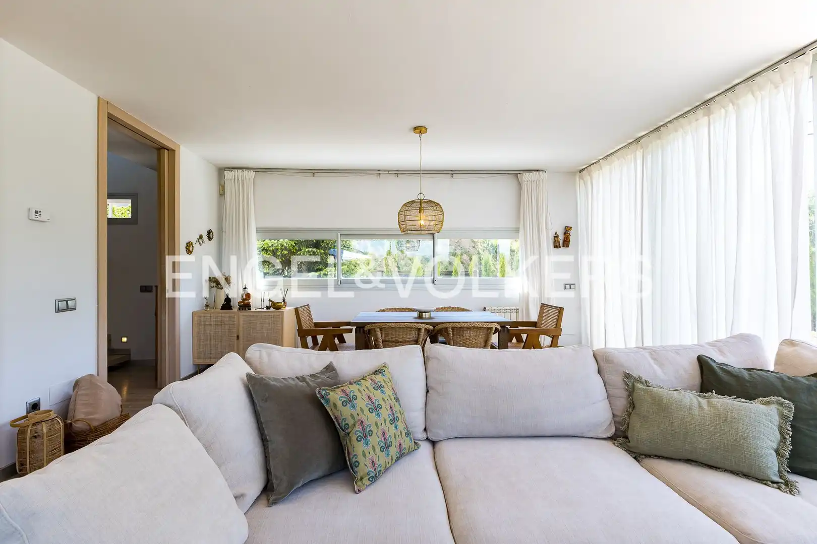 Sala d'estar de Casa o xalet en venda en Masquefa amb Aire condicionat, Calefacció i Jardí privat