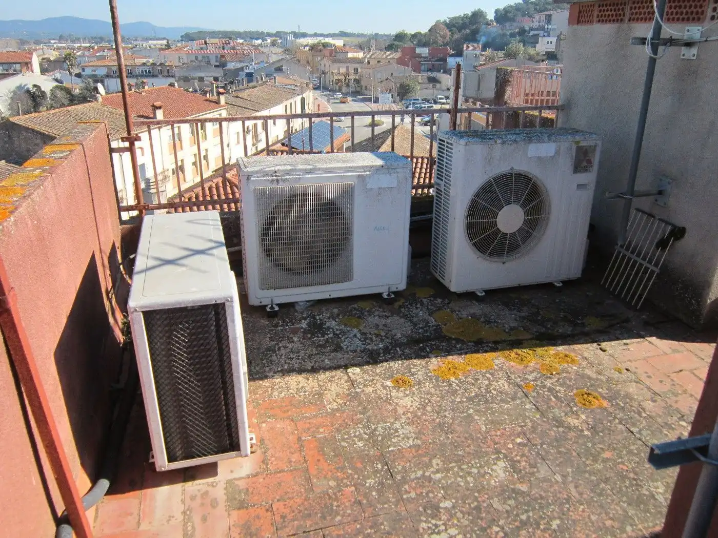Vista exterior de Local en venda en Llagostera amb Aire condicionat i Calefacció