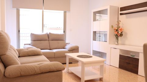 Foto 2 de Piso de alquiler en Camí dels Magros - Casablanca, Elche / Elx
