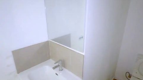 Foto 4 de Piso en venta en Calle Bernaldo de Quirós, 12, Sama, Langreo