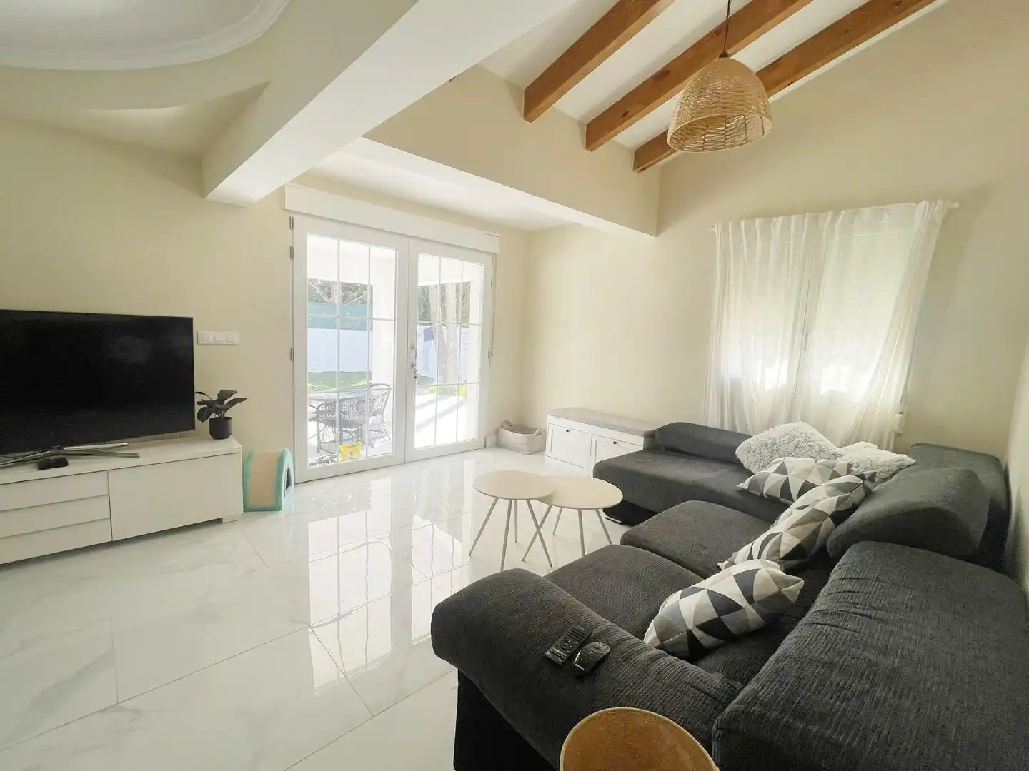 Living room of Houses for rent in Dénia  with Air Conditioner, Heating and Private garden