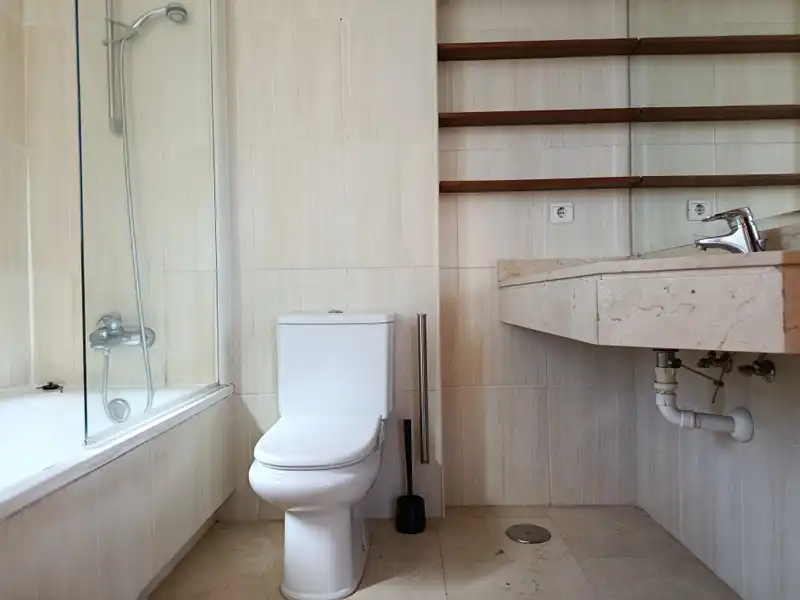Semi-detached house with pool for sale in Simancas, imagen 49