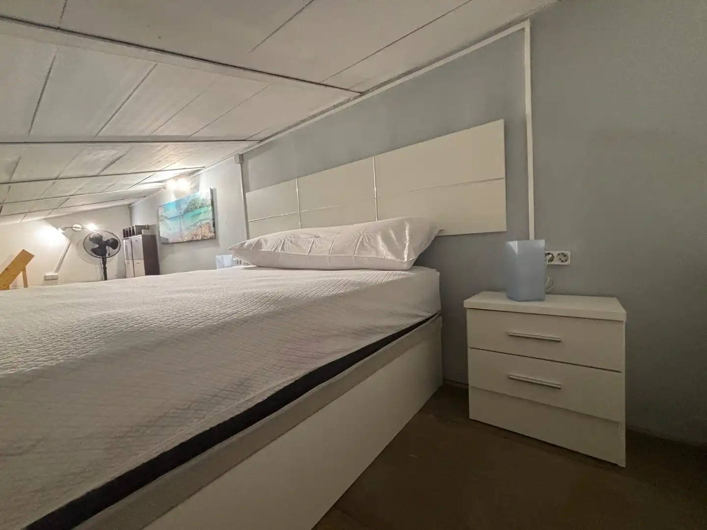 Habitación de Estudio de alquiler en Córdoba con Aire acondicionado y Amueblado