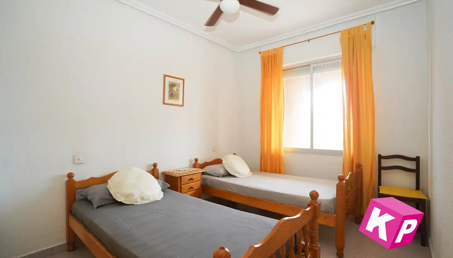 Habitación de Piso en venta en Santa Pola con Terraza y Amueblado