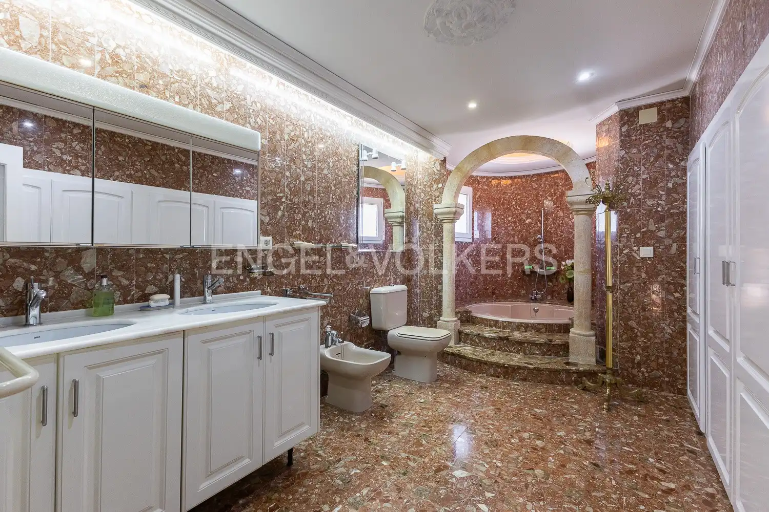 Baño de Finca rústica en venta en Els Poblets con Aire acondicionado, Calefacción y Jardín privado