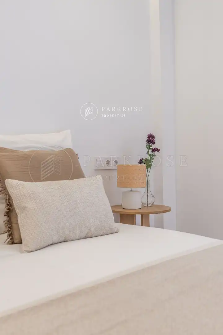 Bedroom of Flat for sale in Madrid  with Air Conditioner, Heating and Terrace