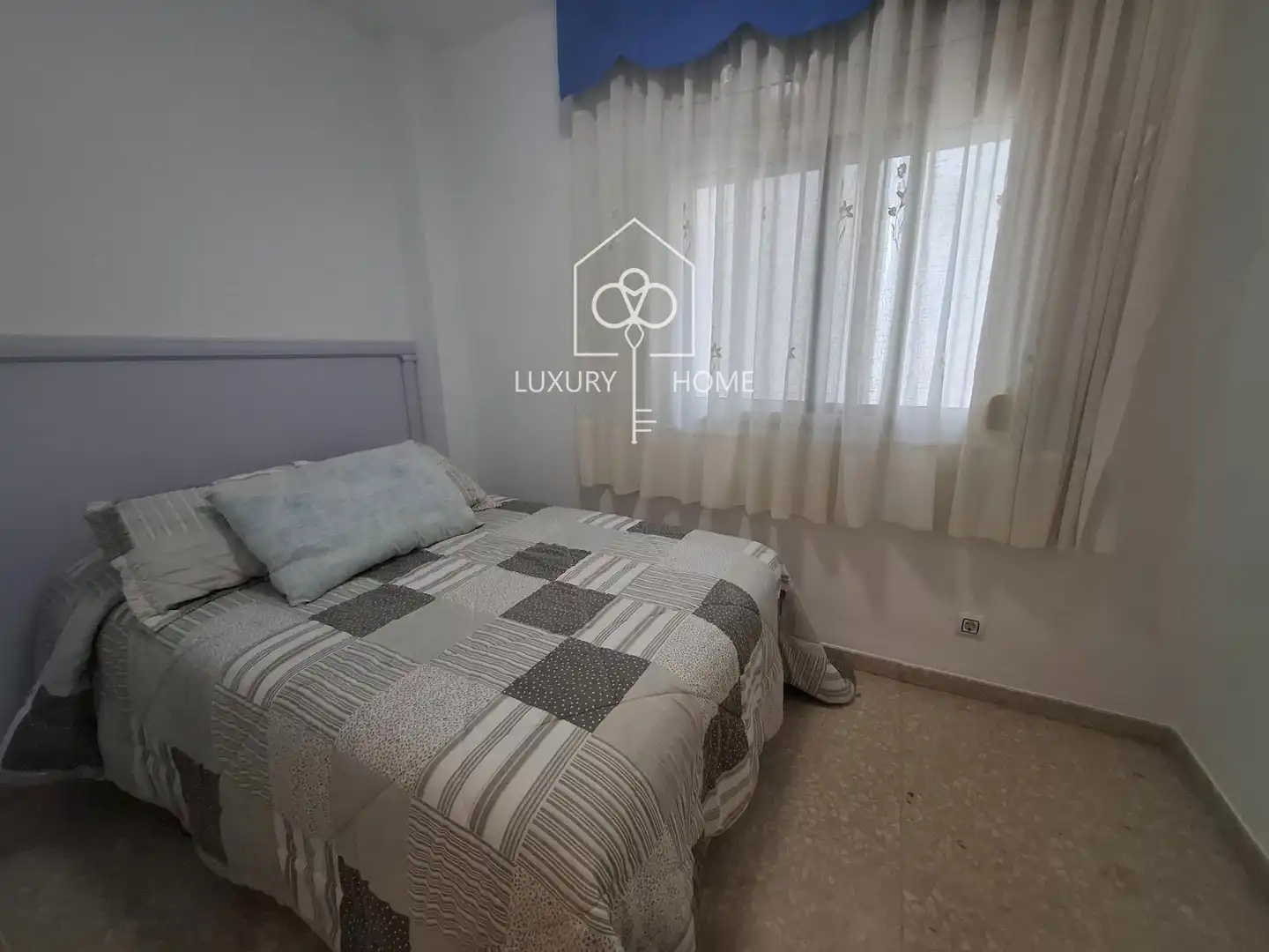 Habitación de Piso en venta en Viladecans con Aire acondicionado, Calefacción y Terraza