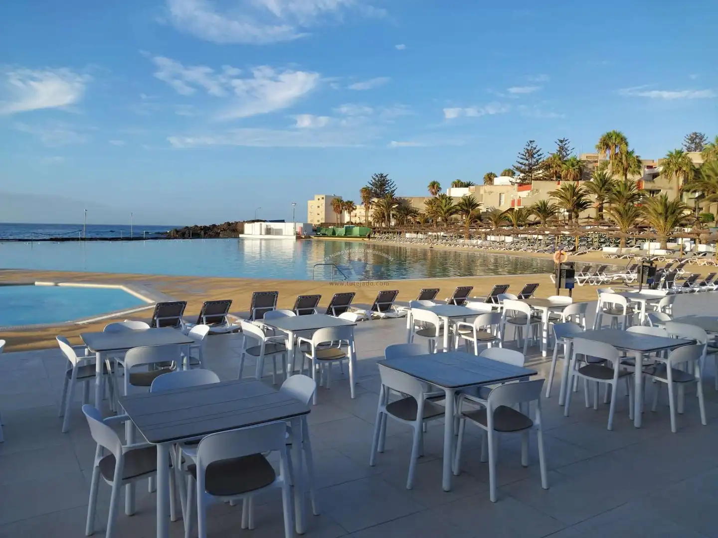 Piso en venta en Arona con Piscina comunitaria