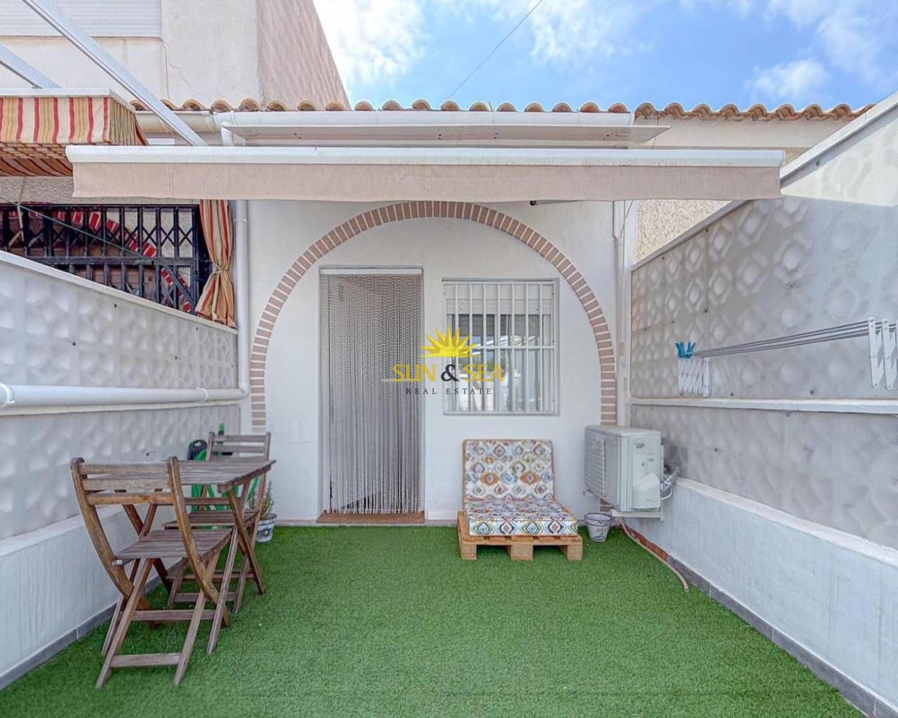 Garden of House or chalet to rent in Torrevieja  with Air Conditioner, Heating and Terrace