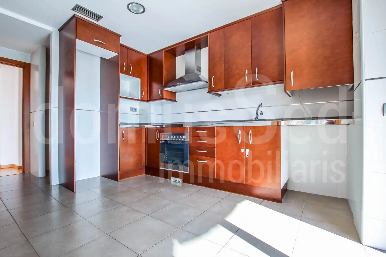 Cocina de Piso de alquiler en El Masnou con Aire acondicionado, Calefacción y Parquet