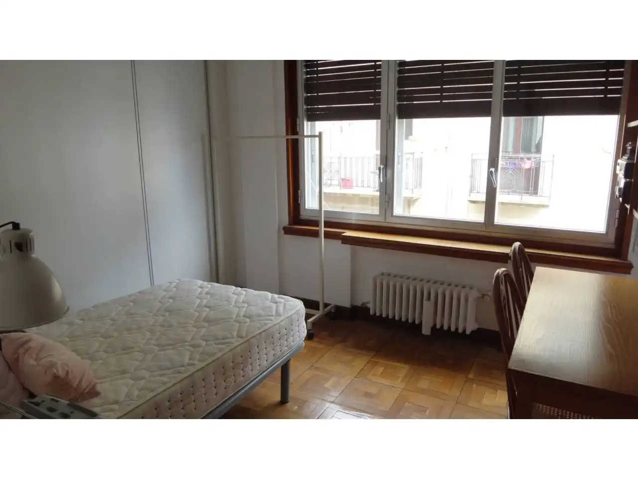 Habitación de Piso en venta en  Pamplona / Iruña con Calefacción, Parquet y Trastero